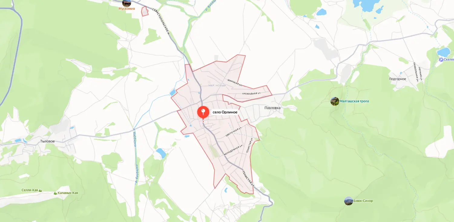 Скриншот картографического сервиса с видом на территорию села Орлиное и окружающие его горные ландшафты в Севастополе
